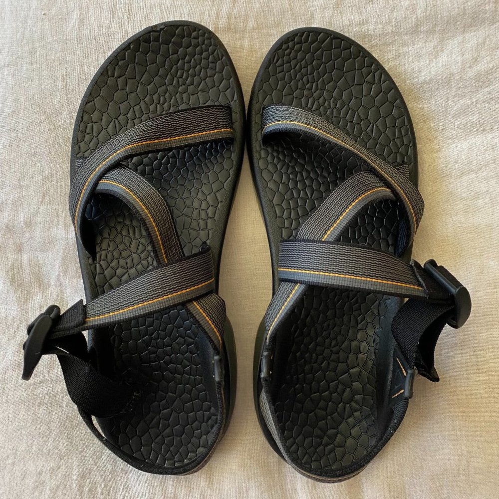 CHACO Updraft Bulloo Sport Sandal in Shadow Gray